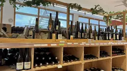 474-biocoop-aiguilhe-puy-en-velay-echo-nature-magasin-bio-cave-vin-rouge.webp
