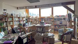 474-biocoop-aiguilhe-puy-en-velay-echo-nature-magasin-bio-librairie-livre-bien-etre-ecoresponsable.webp